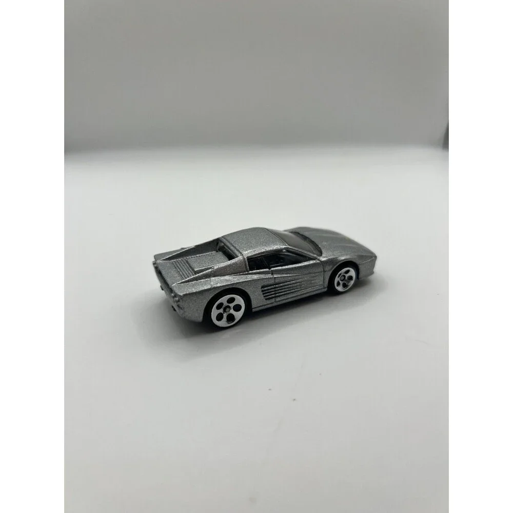 1997 Hot Wheels Silver Ferrari F512M, Made in Malaysia